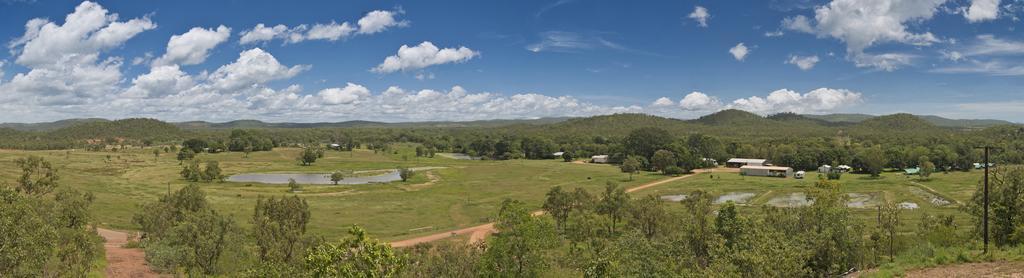 Mount Bundy Station Cabaña Batchelor Exterior foto